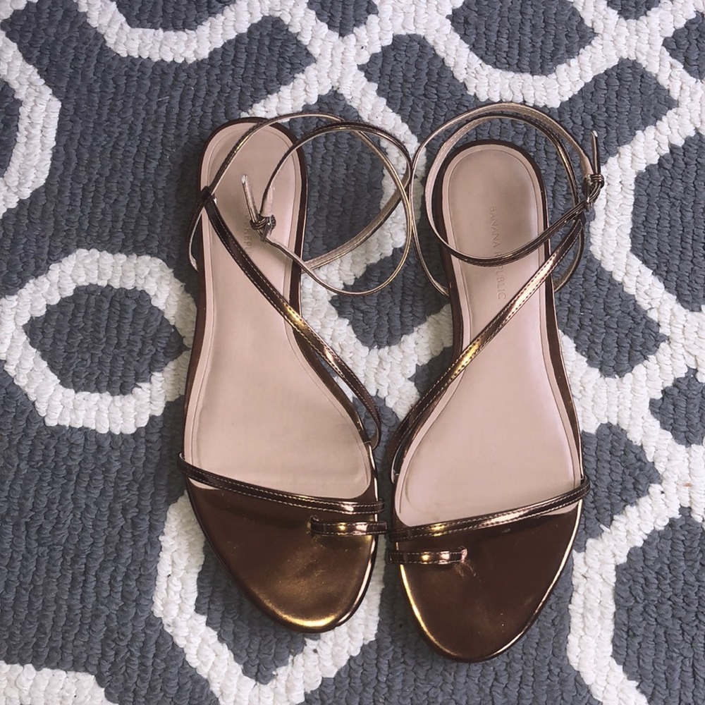 Bronze Banana Republic sz 9 sandals